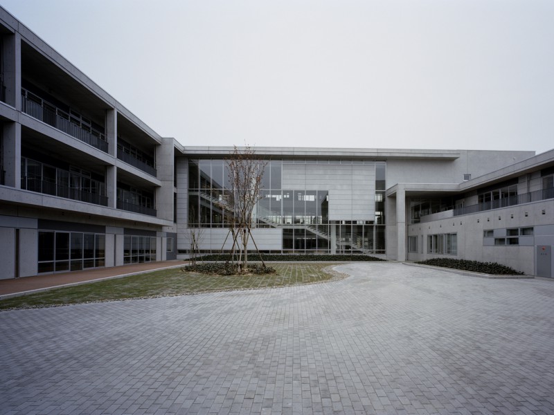 長岡市立東中学校 長建設計事務所
